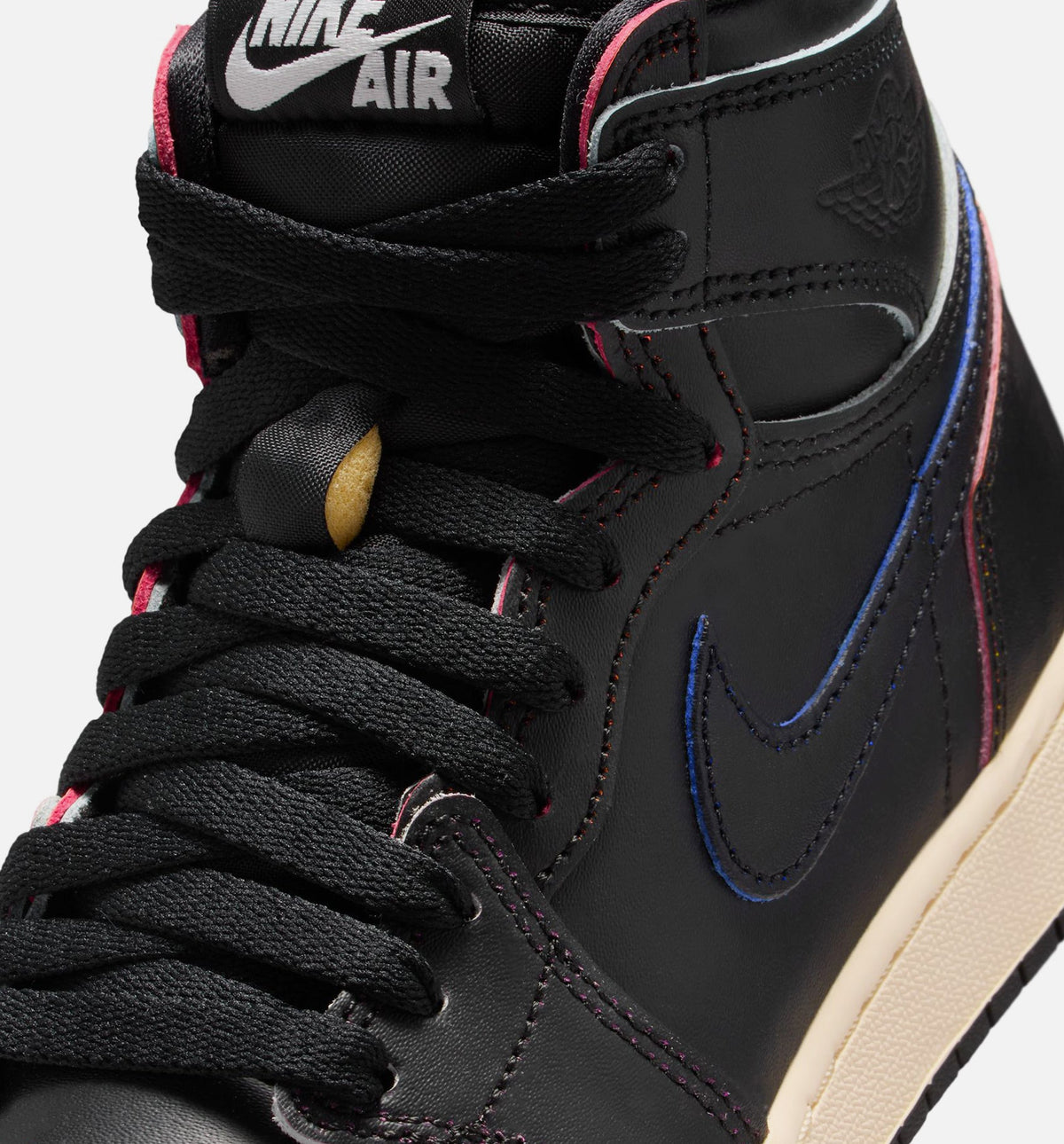 Air Jordan 1 Retro High OG 大童休闲运动鞋 - 黑/亚麻色