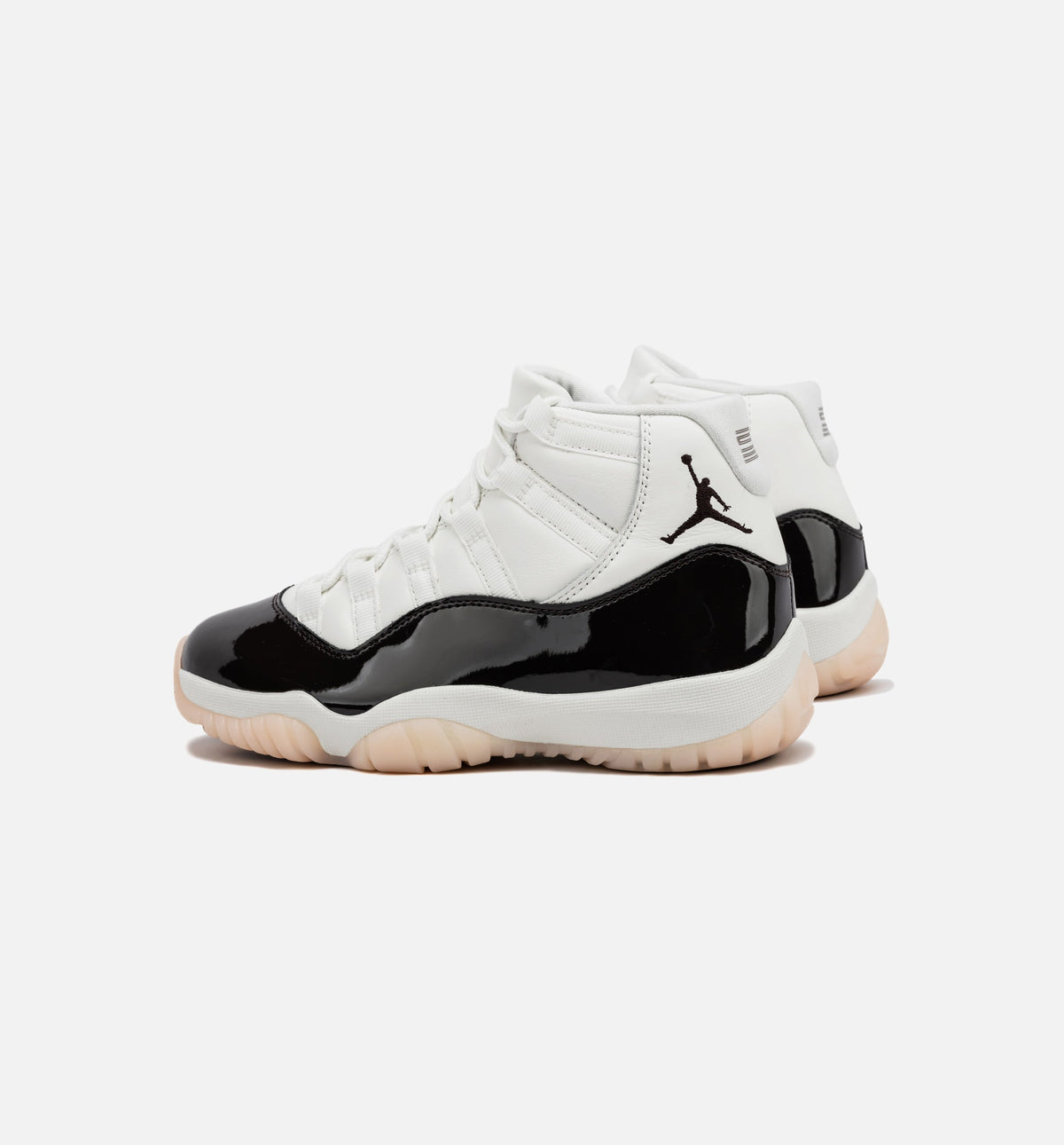 Air Jordan 11 Retro Neapolitan 女士休闲运动鞋 - 帆白色/天鹅绒棕/氛围色