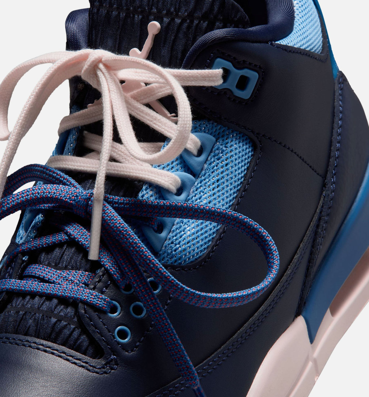 Air Jordan 3 Retro Sport Renaissance 女子休闲运动鞋 - 深海蓝/粉笔白/跑道红