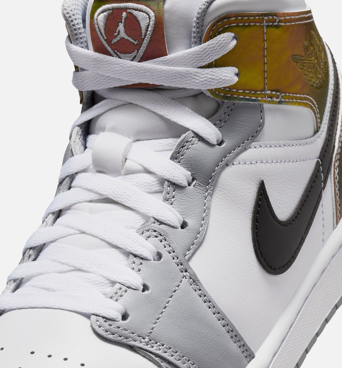 Air Jordan 1 Mid SE 男士休闲运动鞋 - 黑/白/狼灰