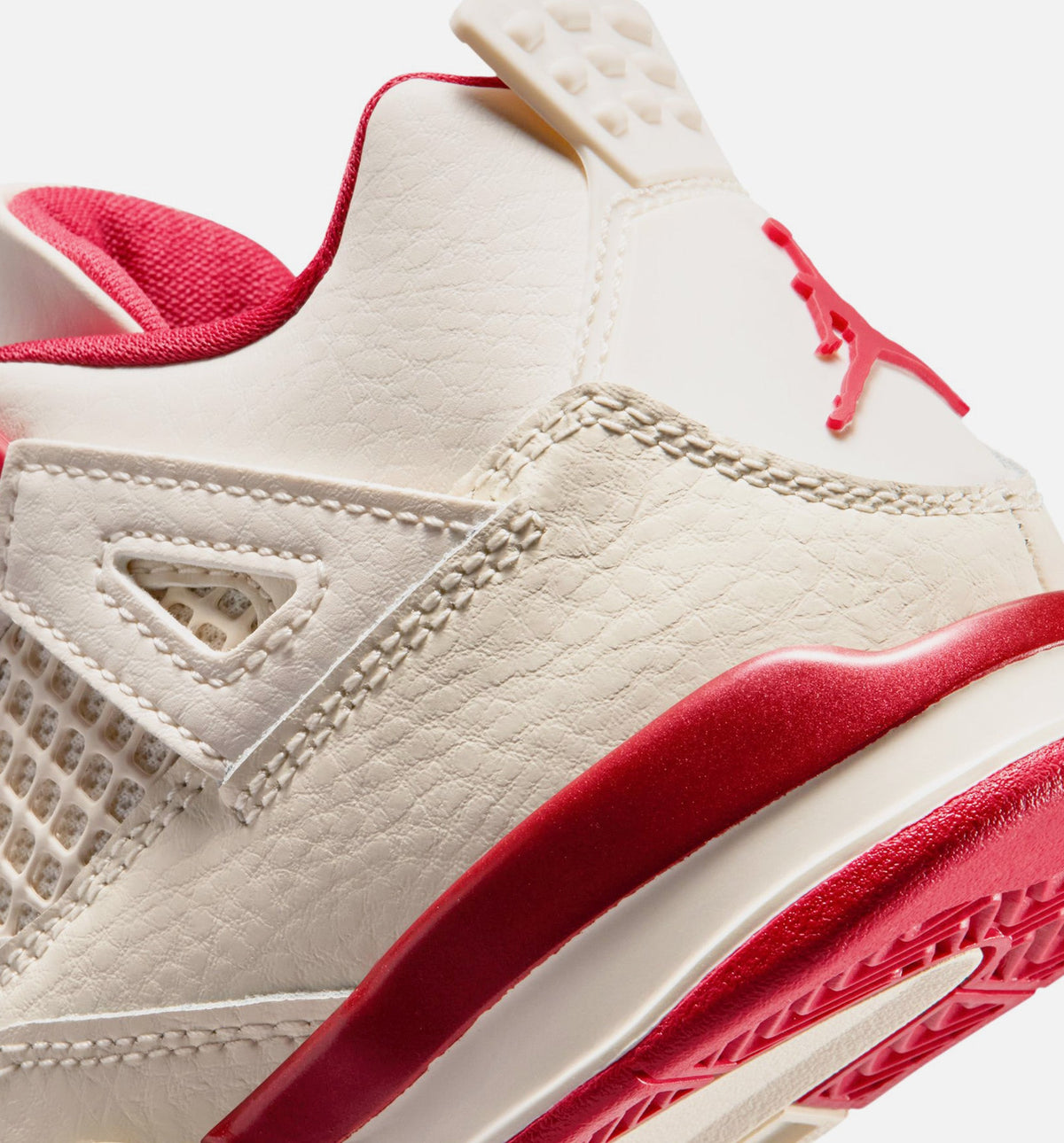 Air Jordan 4 Retro Valentine's Day 学龄前儿童休闲运动鞋 - 浅象牙白/塞拉红/浓红