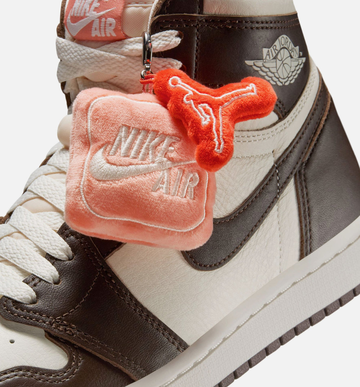 Air Jordan 1 Retro High OG 女子休闲运动鞋 - 巴洛克棕/浅茜草根红/帆白