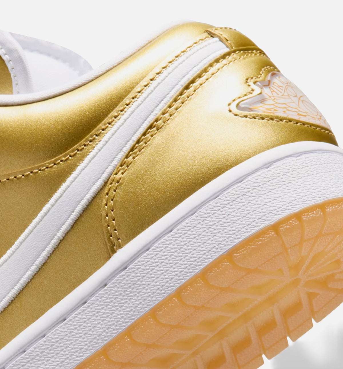 Air Jordan 1 Low 女士休闲运动鞋 - 金色/白色/生胶黄