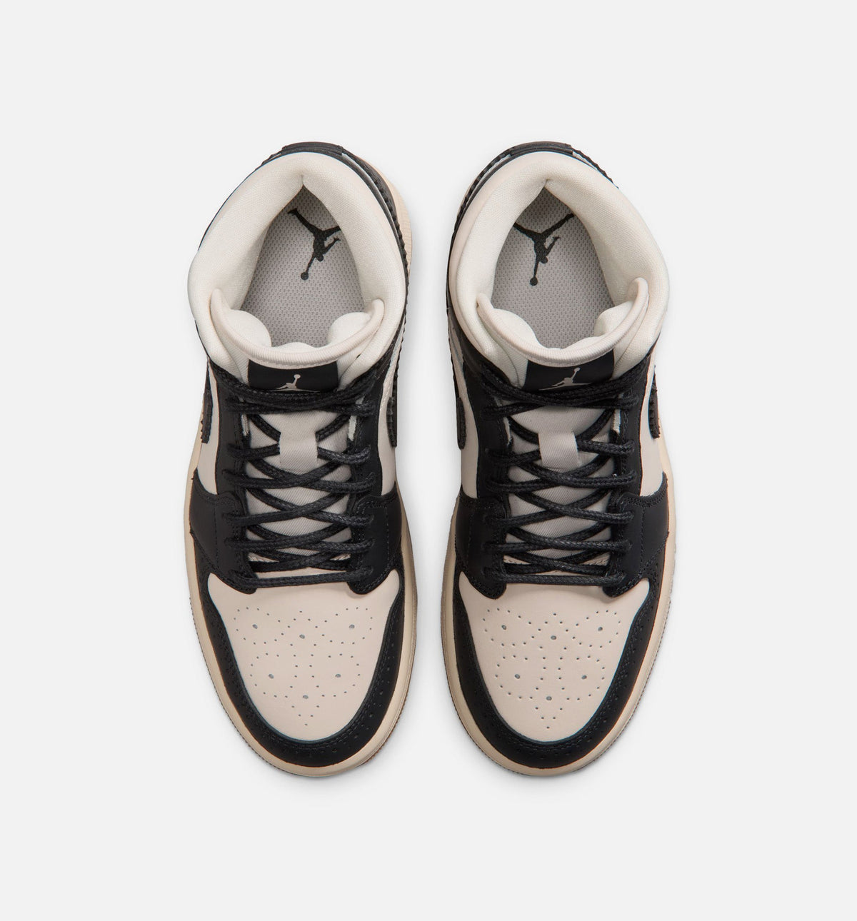 Air Jordan 1 Mid SE 女子休闲运动鞋 - 暗黑/粉笔白/珍珠白