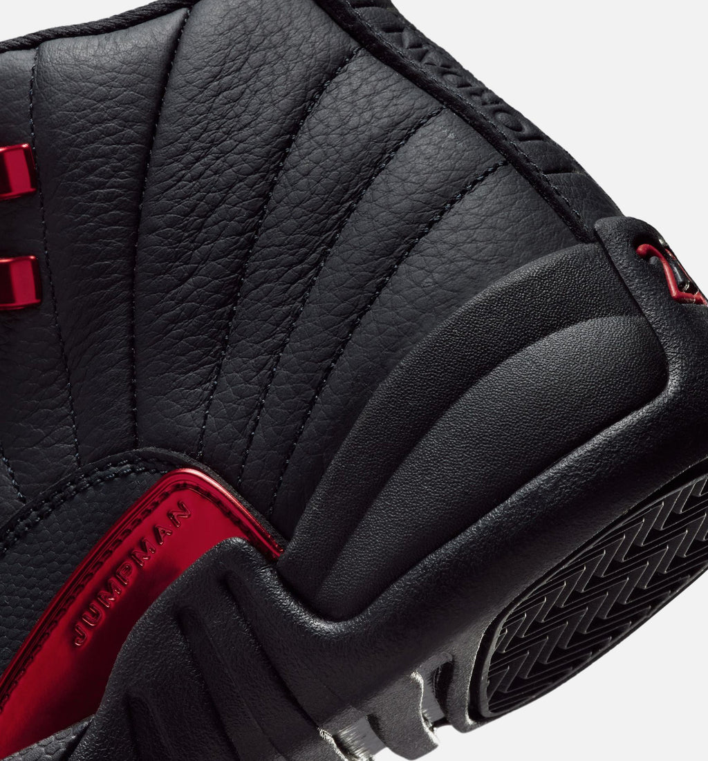 Air Jordan 12 Retro Bloodline 大童休闲运动鞋 - 黑色/校队红
