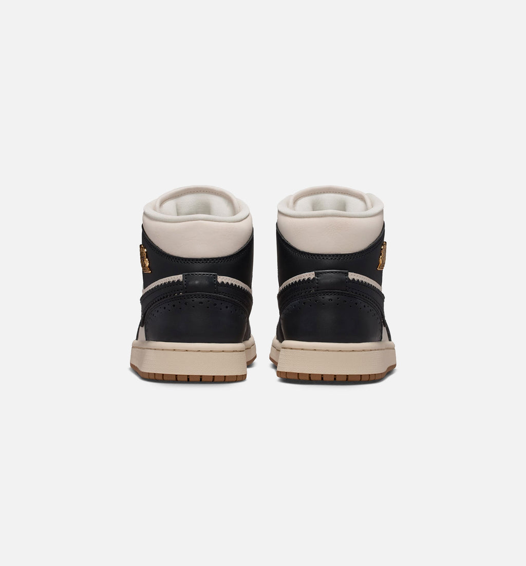 Air Jordan 1 Mid SE 女子休闲运动鞋 - 暗黑/粉笔白/珍珠白