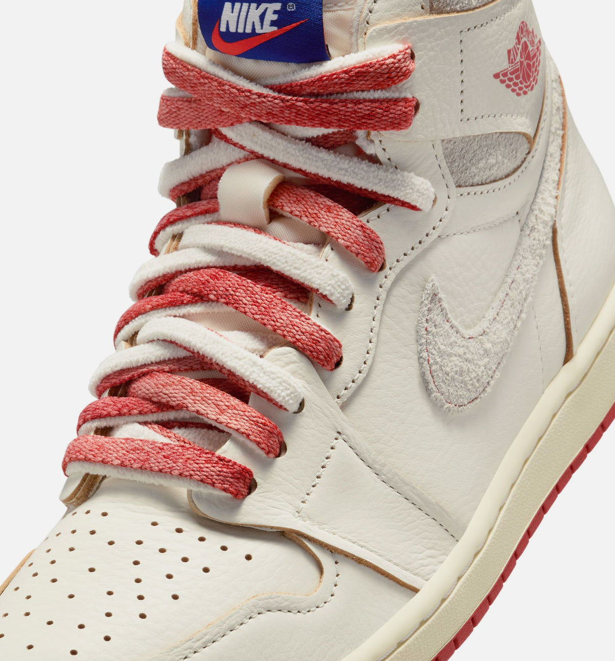 Air Jordan 1 High OG Rare Air Cinnabar 女士休闲运动鞋 - 帆白色/朱砂红/浅骨色