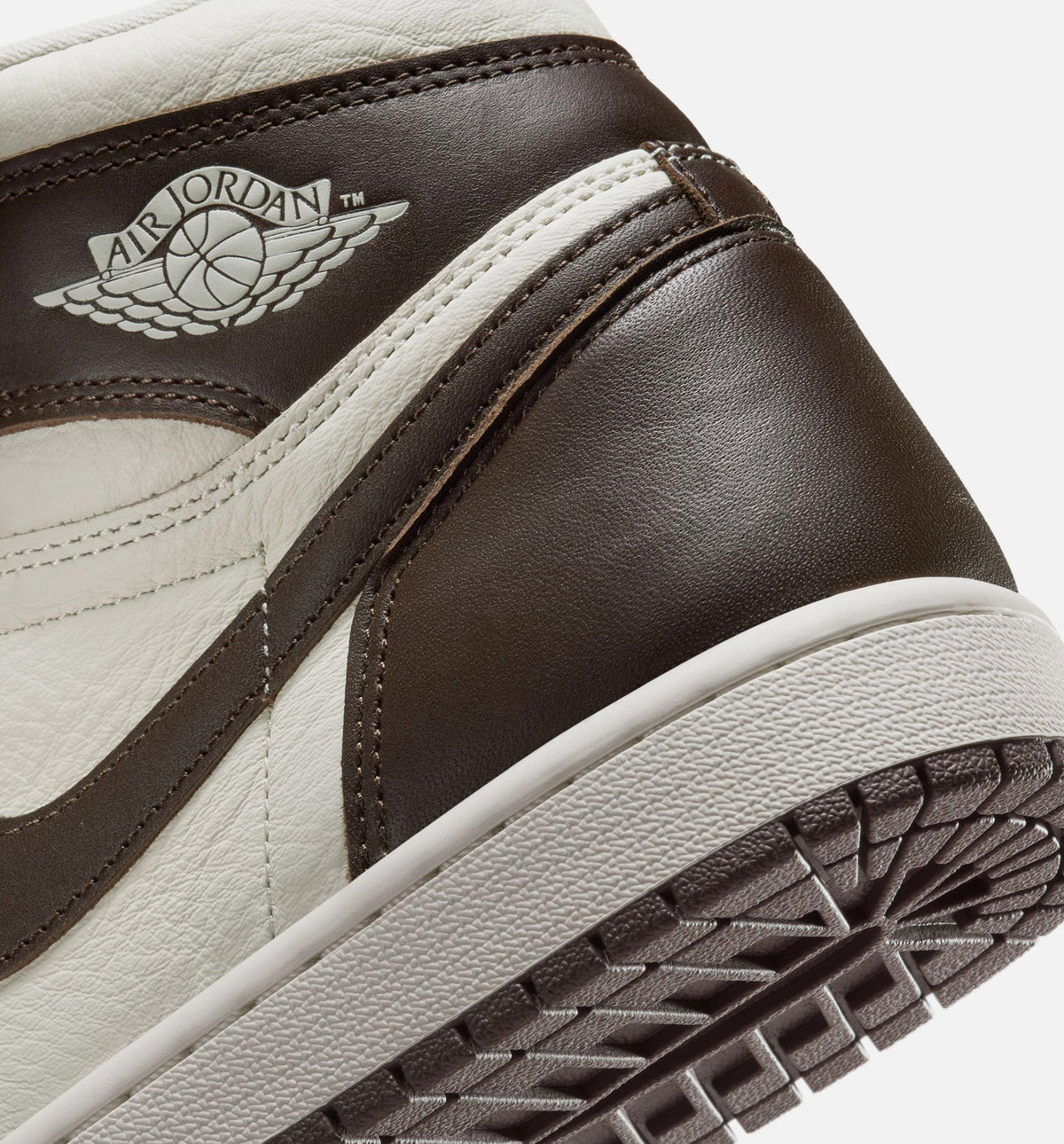 Air Jordan 1 Retro High OG 女子休闲运动鞋 - 巴洛克棕/浅茜草根红/帆白