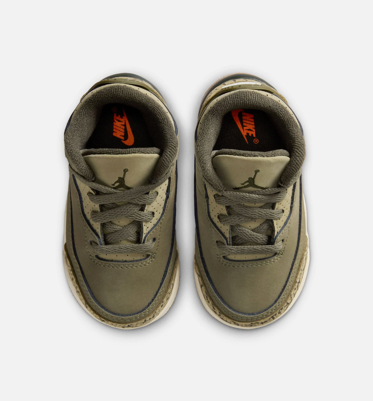 Air Jordan 3 Retro 婴幼童休闲鞋 - 中橄榄绿/红杉绿/帆白