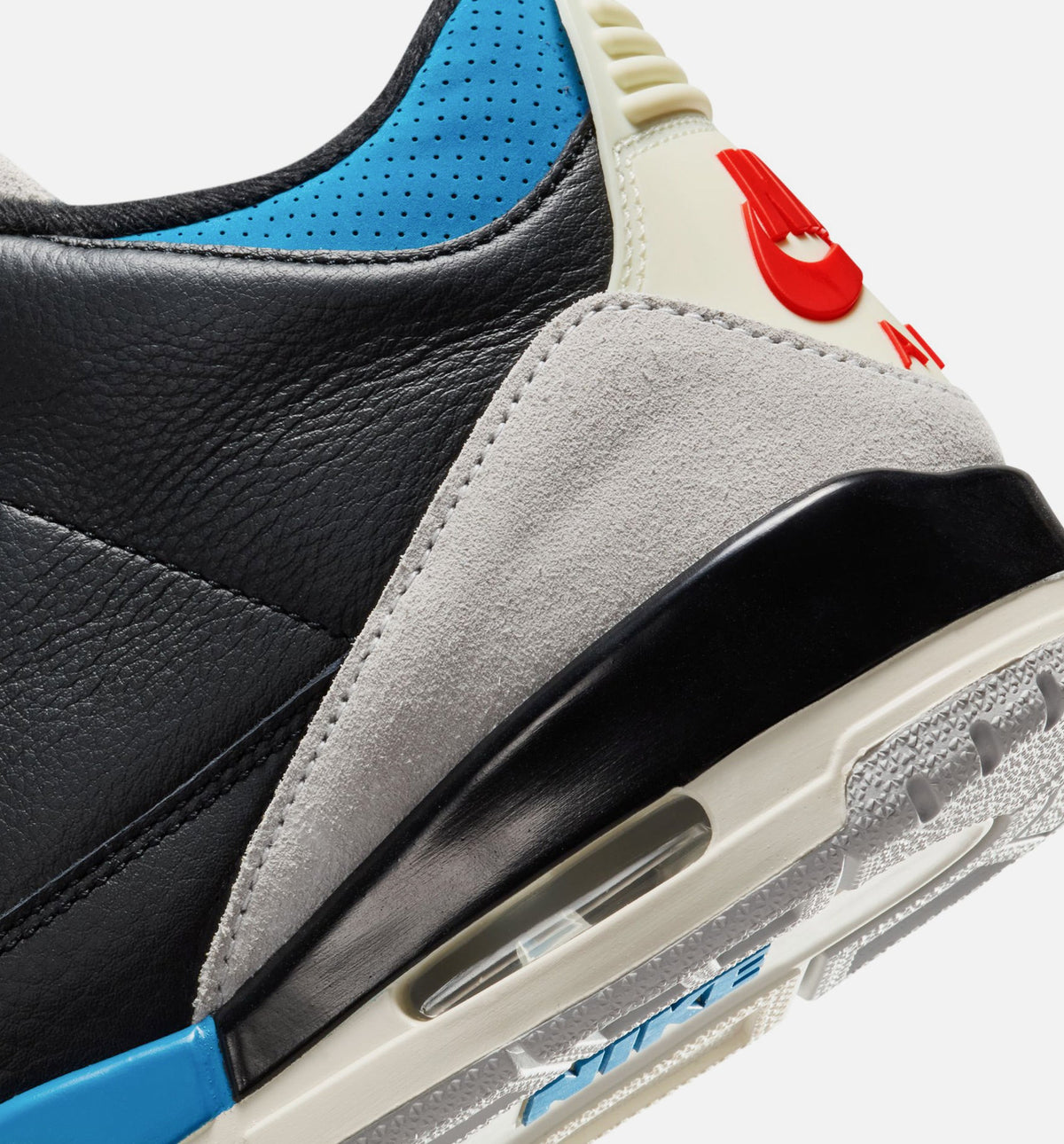 Air Jordan 3 Retro OG Rare Air 男士休闲运动鞋 - 黑/智利红/中性灰