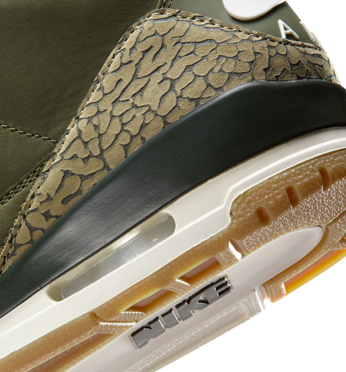 Air Jordan 3 Retro 男士休闲运动鞋 - 中橄榄绿/红杉绿/帆白/浓红